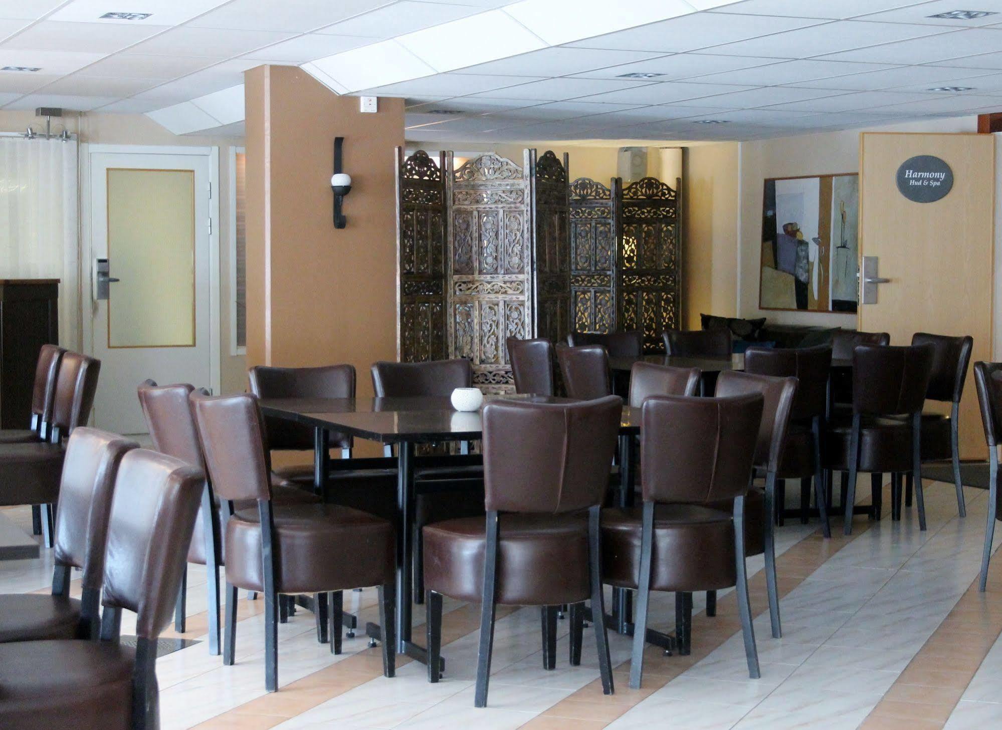 Best Western Hotel Park Astoria Enkoping Exterior photo